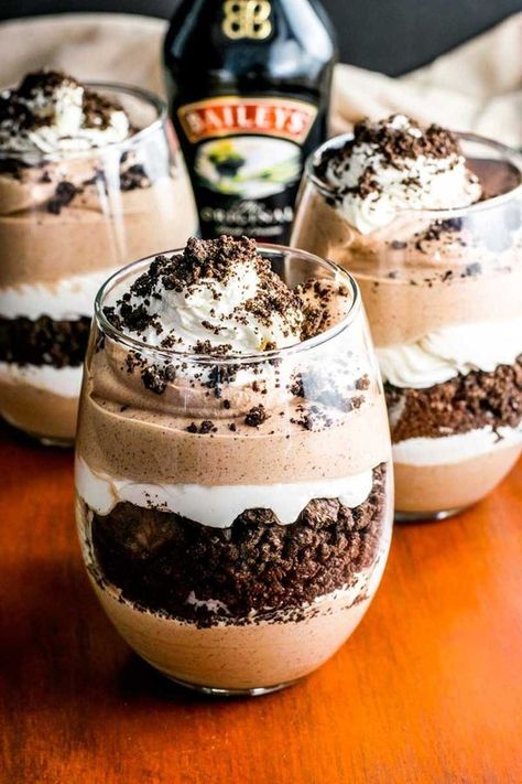 Taste Of Recipes | # Baileys Cookies and Cream Parfaits | Facebook Cookies And Cream Parfait, Baileys Cookies, Oreo Chocolate, Chocolate Sandwich, Chocolate Sandwich Cookies, Sandwich Cookies, Semisweet Chocolate, Cookies And Cream, Oreo