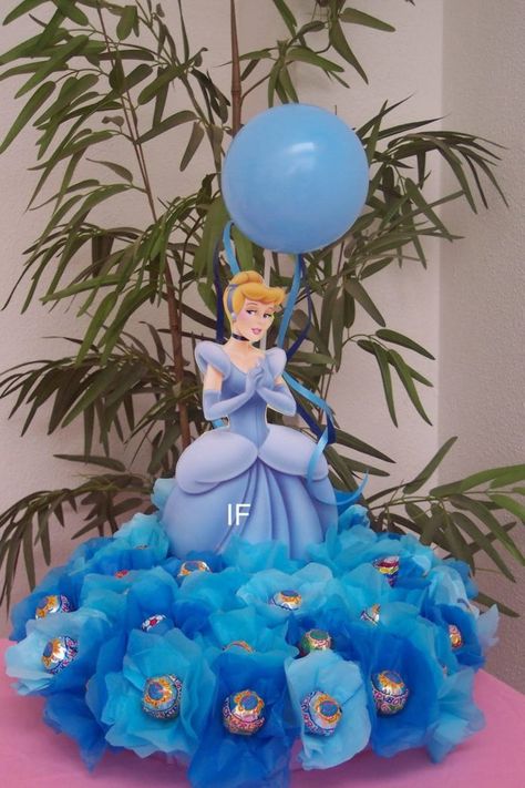 Los Mejores Centros de Mesa de PRINCESAS para Fiestas Infantiles Cinderella Theme, Cinderella Birthday Party, Princess Theme Party, Cinderella Party, Cinderella Birthday, Disney Princess Birthday, Girl Birthday Themes, Disney Princess Party, Princess Theme