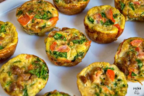 weight watchers egg muffin recipe Low Point Breakfast, Weight Watchers Blue Plan, Weight Watchers Pumpkin Muffins, Protein Filled Snacks, Smartpoints Recipes, Recipes For Meal Prep, Weight Watchers Muffins, Weight Watchers Food Points, Ww Lunch