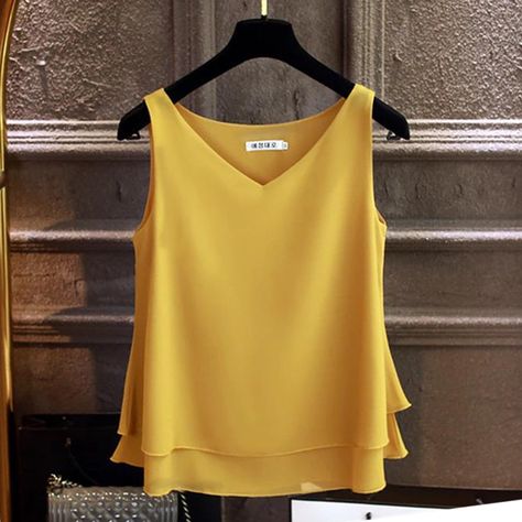 2022 Fashion Brand Women blouse Summer New sleeveless Chiffon Shirt Solid V-neck Casual blouse Loose Pola Top, Womens Blouses Summer, Brunch Fashion, Blouse Plus Size, Graduation Outfit, Blouse Tops, Summer Fabrics, Chiffon Shirt, Crop Top Blouse