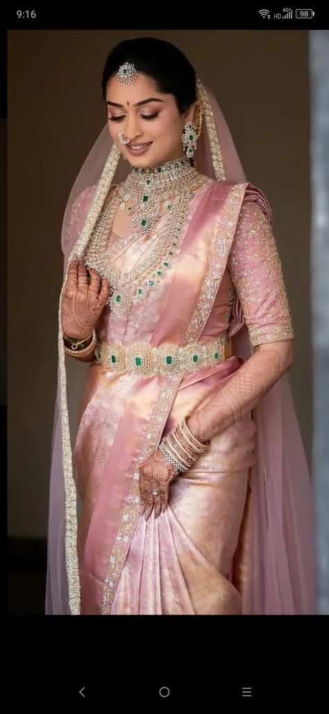 Latest Reception Outfits For Bride, Niharika Konidela Marriage Pics, Light Pink Saree Contrast Blouse, Bridal Sarees South Indian Telugu Wedding, Pink Saree Bride, Mekhla Chadar Saree, Reception Dress Bride Indian Saree, Engagement Looks For Indian Bride In Saree, Kanchi Pattu Saree Wedding