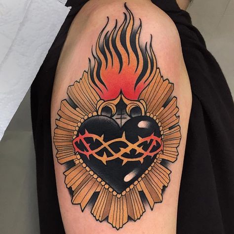 Flaming Sacred Heart Tattoo, Neo Traditional Sacred Heart, Heart Tat, Barcelona Tattoo, Sacred Heart Tattoos, Flaming Heart, Taurus Tattoos, Manga Tattoo, Religious Tattoo