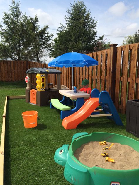 outdoor play are - used field turf so it's never to wet to play!! Toddler Outdoor Play Area, Toddler Outdoor Play, Dapur Mini, Outdoor Kids Play Area, Toddler Play Area, Kids Yard, Outdoor Play Space, Kids Backyard Playground, Kids Play Spaces