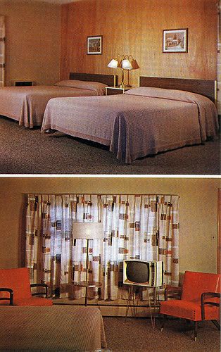 Pink Motel, Room Installation, Motel Room, Pocono Mountains, Vintage Hotels, Mid Century Architecture, Retro Interior, Hotel Motel, Paradise Valley