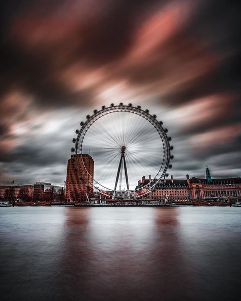 Long exposure photography by Josh Perrett on Instagram: “I've been working a lot in Borough market in London recently.  I will possibly be there a lot more during the next few months and while I'm…” Earth City, Travel Photography Europe, Shutter Photography, Vacation Photography, Long Exposure Photography, Borough Market, Drone Photos, London Street, London Love