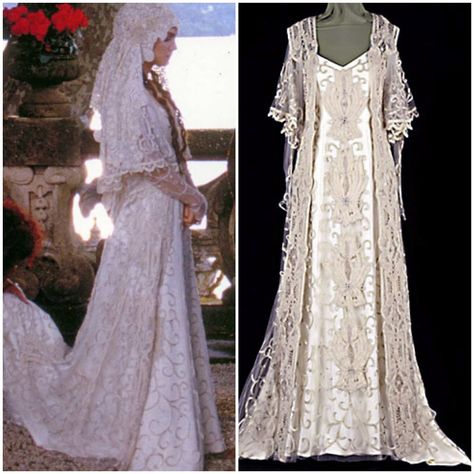 Padme's wedding dress from Star Wars because I'm a dork, but I absolutely love it Star Wars Padme Wedding Dress, Padme's Wedding Dress, Princess Leia Inspired Wedding Dress, Padme Inspired Wedding Dress, Padme Amidala Wedding Dress, Padme Wedding Dress, Star Wars Wedding Dress, Dress Wedding Hijab, Star Wars Dress