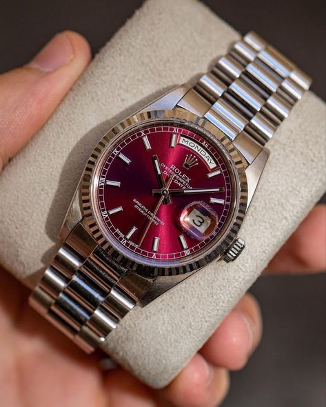 Rolex Mode Aesthetic, Nice Watches, Stylish Watches Men, Design Streetwear, Classy Watch, Cherry Color, Fancy Watches, Rolex Watches For Men, Watches Rolex