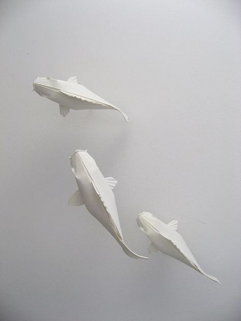 Fishy Paper Fish, Origami Fish, Folding Origami, Origami Paper Art, Origami Animals, Paper Artwork, Origami Art, Origami Owl, Paper Folding