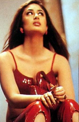 Bollywood Icons, Bollywood Romance, Kabhi Khushi Kabhie Gham, Kareena Kapoor Pics, Vintage Bollywood Aesthetic, 90s Bollywood, Bollywood Outfits, Arab Beauty, Vintage Bollywood