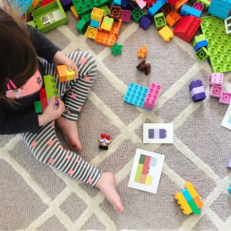 Duplo Lego Patterns - Free Printables Lego Patterns, Toddler Entertainment, Pattern Sheets, Dinner Prep, Daycare Ideas, Creative Box, Busy Bags, Lego Duplo, Patterned Sheets