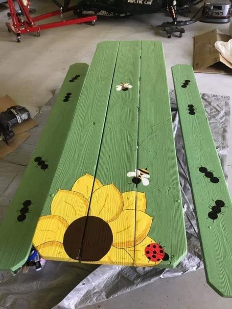 Painted Picnic Table, Painted Picnic Tables, Picnic Table Makeover, Diy Picnic Table, Kids Picnic Table, Table Picnic, Kids Picnic, Picnic Bench, Table Makeover