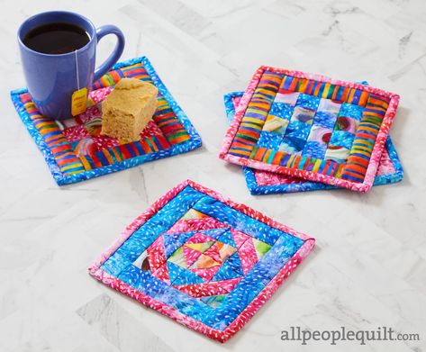 Free Coaster Patterns Quilt Coasters, Quilted Accessories, Coaster Patterns, Quilted Coasters, Mug Rug Patterns, How To Make Coasters, Wine Coasters, Handmade Coasters, Patchwork Quilting