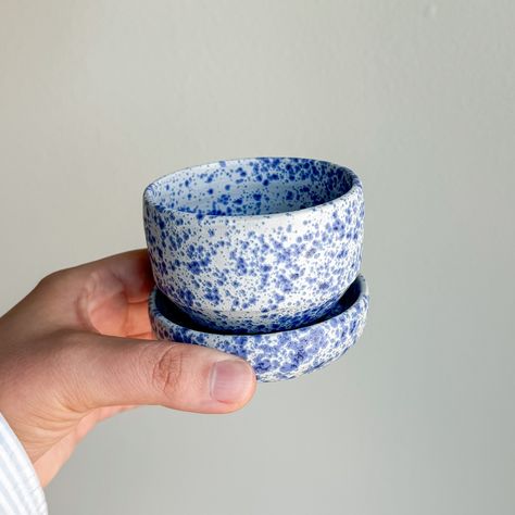 This blue splatterware glaze from @maycocolors is amazing swipe to see what I’ve used it on! • Im longing to use more coil work in my pieces. This vase is the gateway! I love the idea of getting back into the techniques that got me started with pottery. If you scroll to the bottom of my page you’ll see that I used LOTS of coils in my work. • • • #bluesplatterware #maycocolors #maycoglazes #blueandwhitepottery #pottery #michiganhandmade #michiganpotters #detroitartists #detroitpottery #potte... Glaze Techniques Ceramics, Fantasy Garden, Class Ideas, Pottery Ideas, Art Class, Coils, Get Back, Mood Board, Glaze