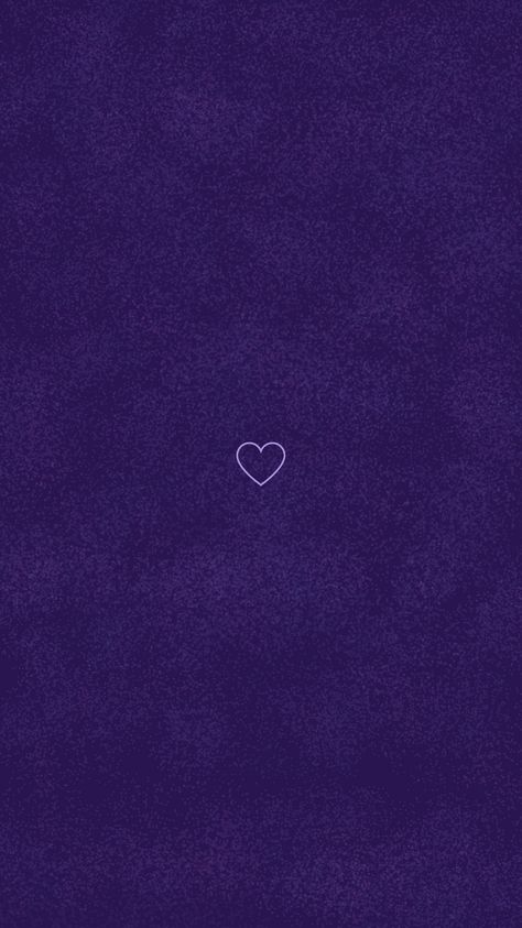 Violet Background Aesthetic, Purple Lockscreen, Vintage Desktop Wallpapers, Lavender Wallpaper, Violet Background, Wallpaper Doodle, Simple Phone Wallpapers, Simple Iphone Wallpaper, Gray Aesthetic