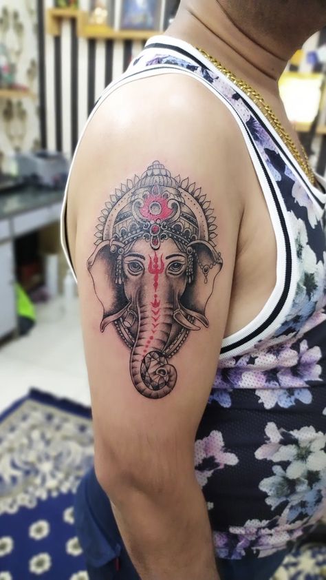 Ganesha tattoo ... Lord Ganesh Tattoo Designs, Sai Tattoo, Ganesha Tattoos, Neck Tats, American Drawing, Mom Dad Tattoo Designs, Ganesh Tattoo, Avengers Drawings, Dad Tattoo