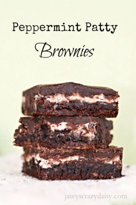 Peppermint Patty Brownies, Baskin Robins, Peppermint Patty Recipe, Cake Like Brownies, Homemade Peppermint Patties, York Peppermint Patty, Brownie Sundae, Brownies Recipe Homemade, Mint Brownies