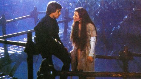 peanut on Twitter: "RETURN OF THE JEDI IS LUKE SKYWALKER AT HIS BEST… " Mark Hamill Carrie Fisher, Star Wars Episode 6, Luke And Leia, Luke Leia, Frances Fisher, Leia Star Wars, Star Wars Luke Skywalker, Star Wars Luke, Star Wars Princess