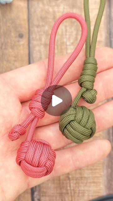 Monkeyfist Keychain Diy, Knotted Keychain, Ball Knot, Monkey Fist Keychain, Monkey Knot, Paracord Monkeyfist, Knot Keychain, Monkey Fist Knot, Paracord Projects Diy