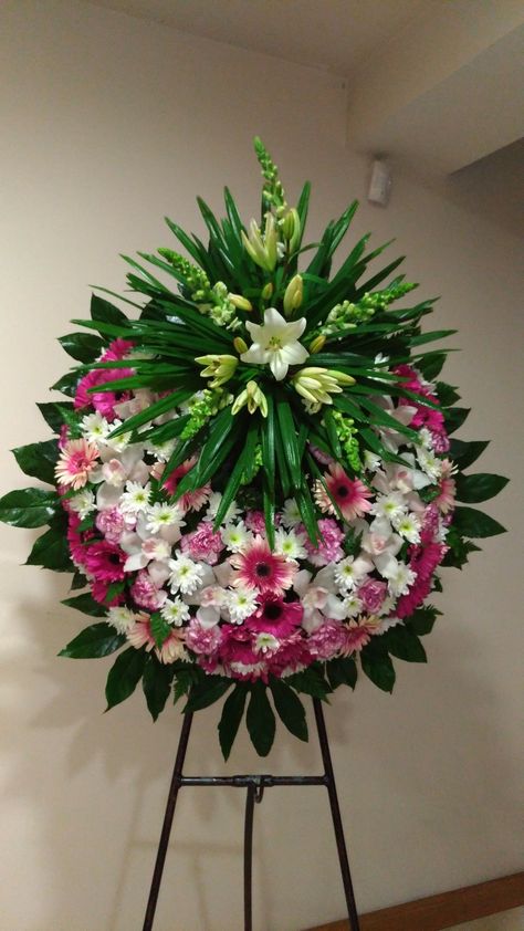 Sympathy Floral, Casket Flowers, Casket Sprays, Large Flower Arrangements, Spring Floral Arrangements, Church Flower Arrangements, Wedding Inspired, Memorial Flowers, Cemetery Flowers