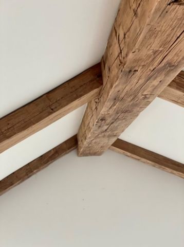 Faux Beam Ceiling Vaulted, Attic Exposed Beams, Wood Rafters Ceiling, Wood Beam On Ceiling, Hand Hewn Beams Ideas, Character Help, Vaulted Ceiling Beams, Box Beams, Ridge Beam