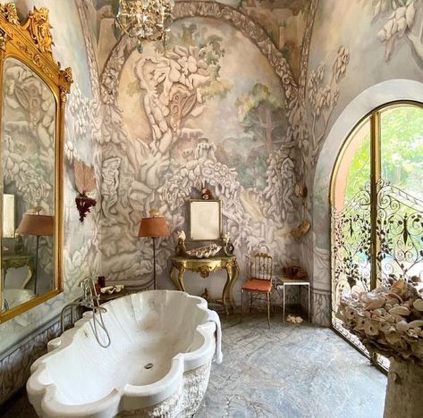 Architectural Digest Mexico, Fancy Bathroom, Dream House Interior, Colonial House, Dream House Decor, Architectural Digest, House Inspo, Dream Home Design, Dream Room