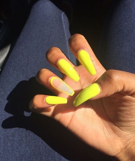 Yellow Nail, Nails Yellow, Summer Acrylic Nails, Yellow Nails, Acrylic Nails Coffin, Coffin Nails Designs, Fire Nails, Pretty Acrylic Nails, Dope Nails