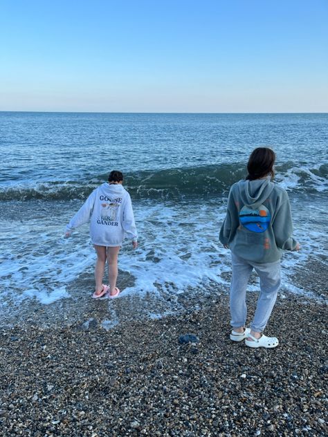 Paddling in sea goose and gander Newfoundland, Casual Outfits