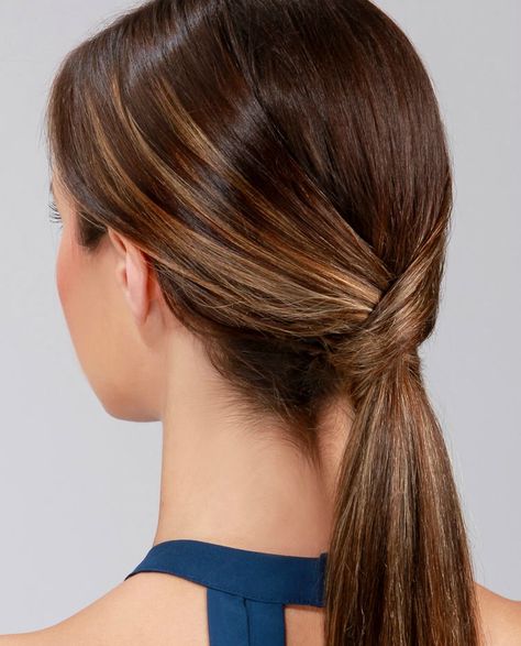 LuLu*s How-To: Runway-Ready Low Ponytail - Lulus.com Fashion Blog blog.lulus.com Job Interview Hairstyles, Low Ponytails, Interview Hairstyles, Pretty Ponytails, Cute Ponytail Hairstyles, Low Ponytail Hairstyles, Male Hairstyles, Pony Hairstyles, Long Hair Ponytail