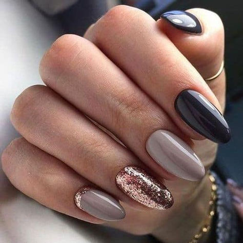 40+ New Years Nails Designs For Every Kind Of Night | Ombre Nail Design, New Years Nail Designs, Nagellack Trends, Ombre Acrylic Nails, Ombre Nail Designs, Super Nails, Stamping Nail Art, Shellac Nails, Winter Nail Art