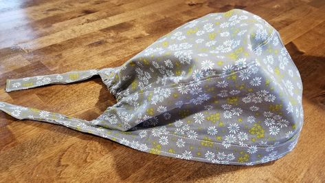 Get a FREE pattern and learn how to sew a Skull Cap - Surgical Cap here. Skull Cap Pattern Sewing Free, Surgical Cap Pattern Free, Scrub Cap Pattern Free, Skull Cap Pattern, Surgical Scrub Hats Pattern Free, Hospital Ideas, Random Baby, Scrub Hat Patterns, Scrub Caps Pattern