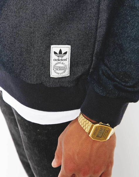 Casio Vintage, Casio Classic, Sports Luxe, Crew Sweatshirts, Outfit Casual, Casio Watch, Vintage Watches, Gold Watch, Adidas Originals