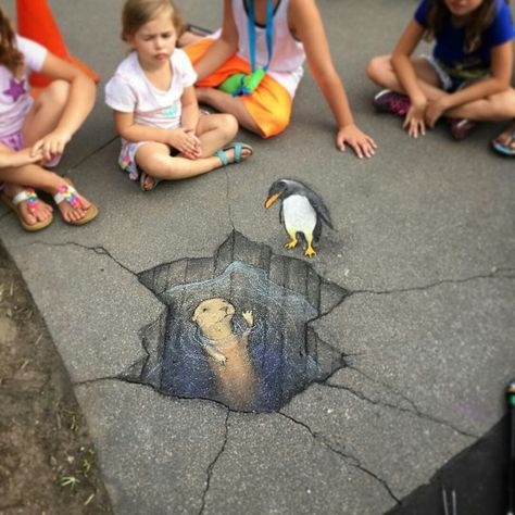 Street Chalk Art, Fun Chalk Art, Street Art Illusions, David Zinn, Pavement Art, 3d Chalk Art, Detroit Zoo, Sidewalk Chalk Art, Sidewalk Art