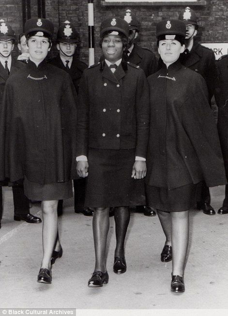 Siskin, Police Uniform, London Police, Black Heritage, Metropolitan Police, Police Uniforms, London Today, Police Women, Old London