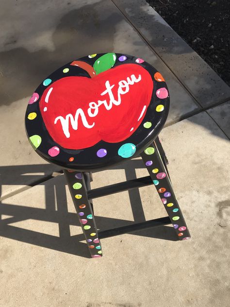 Teacher Stool, Teacher Stools Painted Diy, Teacher Stools, Kindergarten Graduation Party, Teacher Aesthetic, Kindergarten Graduation, Painted Chairs, Beginning Of The School Year, Fifth Grade