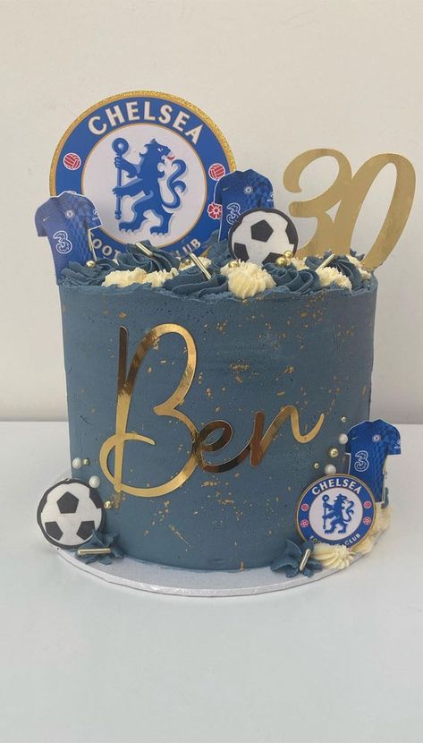 Chelsea Themed Birthday Cake, Easy Football Cake, Cake Football Birthday, Football Birthday Cakes, Chelsea Football Cake, Football Cake Ideas, Birthday Cake Football, Football Theme Cake, Football Cake Design