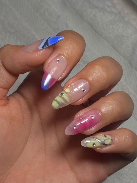 Funky French Tip Nails, Tip Nails, Nails Almond, Art Summer, Nail Art Summer, Trends 2024, French Tip Nails, Gel Nail Art, Nail Trends