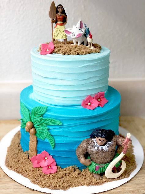 Moana Cake Moana And Maui Birthday Cake, Moana Cakes Ideas, Moana And Ariel Birthday Party, Moana Bday Cake, Moana Birthday Cake Diy, Moana Themed Birthday Cake, Easy Moana Cake, Moana Fondant Cake, Moana Birthday Party Ideas Cake