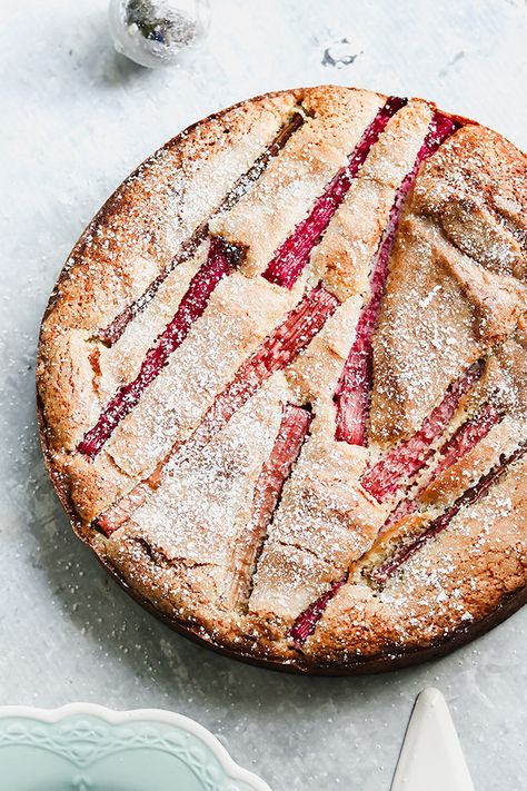 Rhubarb, Rose, and Almond Cake - Joanne Eats Well With Others Almond Custard, Desserts Lemon, Easy Custard, Salted Caramels, Green Tea Cake, Baked Dessert, Summer Layering, Custard Desserts, Rhubarb Cake