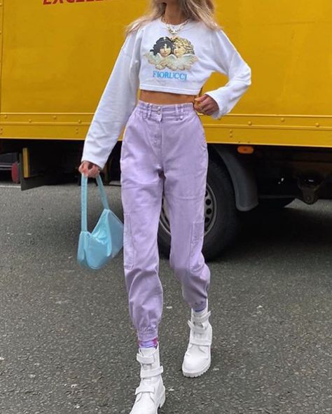 Ootd Hijab Casual Outfit Ideas, Women High Waist Pants, Tokyo Street Fashion, Style Indie, Estilo Indie, Purple Pants, Grunge Look, Indie Outfits, Indie Fashion