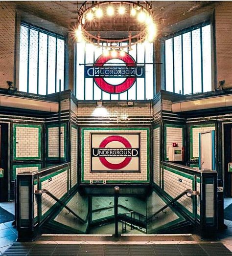 Tooting Bec tube station, originally Trinity Road, 1926 It is a London Underground station, Balham High Rd, in Tooting, South London, UK 🇬🇧 Architect: Charles Holden; opened on 13 September 1926 (Photo credit: londonsuburbia [IG]) Tube Stations London, Balham London, London Underground Stations, Underground Station, Deco Architecture, Tube Station, Art Deco Architecture, London Underground, South London