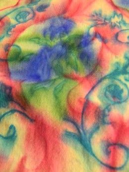 Fabric Marbling, Sharpie Alcohol, Sharpie Tie Dye, Ty Dye, Jewish Crafts, Painting Fabric, Sharpie Crafts, Diy Sharpie, Fabric Dyeing