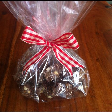 Rocky Road Fudge Cake cut into cubes and gift wrapped as a thank you for a friend Wrapping Fudge For Gifts, Rocky Road Packaging Ideas, Rocky Road Fudge, Cake Stall, Christmas Hamper, Fudge Cake, Rocky Road, Edible Gifts, Something Sweet