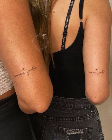 Hase Tattoos, Writing Tattoos, Bff Tattoos, Парные Тату, Friendship Tattoos, Small Hand Tattoos, Classy Tattoos, Discreet Tattoos, Tattoo Feminina