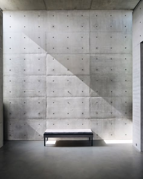 Tadao Ando Tadao Ando Interior, Light And Shadow Architecture, Koshino House, Tadao Ando Architecture, Minimalistic Architecture, Shadow Architecture, In Praise Of Shadows, Concrete Formwork, Japanese Buildings