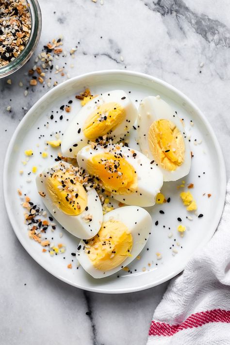 Air Fryer Hard Boiled Eggs Eggs In The Air Fryer, Air Fryer Hard Boiled Eggs, Creative Egg Recipes, Best Egg Recipes, Boiled Egg Recipes, Easy Egg Salad, Classic Egg Salad, Making Hard Boiled Eggs, Bacon Salad