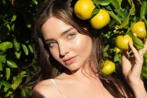 Miranda Kerr Drops Her Skin-Care Routine | Glamour Under Eye Lines, Organic Eye Cream, Elsa Pataky, Skincare Inspiration, Skincare Blog, Organic Turmeric, Under Eye Bags, Skin Care Brands, Body Brushing