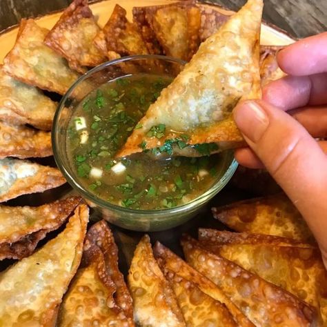 Avocado Egg Rolls, Weekend Dinner, Veggie Delight, Wontons, Vegetable Side, Avocado Recipes, Waffle Recipes, Perfect Appetizers, Egg Rolls