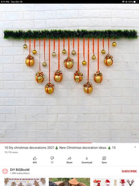 Christmas Decor Ideas Hanging, Christmas Cubicle, Navidad Natural, Christmas Activities For Toddlers, Window Christmas, Christmas Toddler, Ideas Navideñas, Christmas Window Decorations, White Wall Decor