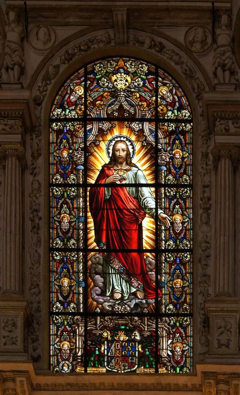 I prayed for you today, T, at First Friday Mass. Your Mass. Our Mass. 5-3-13. #StainedGlassChurch Topi Vintage, Stained Glass Windows Church, Stained Glass Church, زجاج ملون, Church Windows, 카드 디자인, Jesus Christ Images, Biblical Art, Art Stained