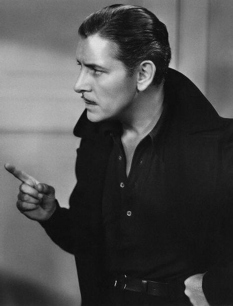 Ronald Colman, Classic Actors, Hollywood Men, Old Hollywood Glam, Classic Movie Stars, Hollywood Legends, Hollywood Glam, Golden Age Of Hollywood, Hollywood Actor